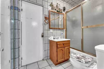 1208 E 3rd, Santa Ana, CA 92701 - Photo 17