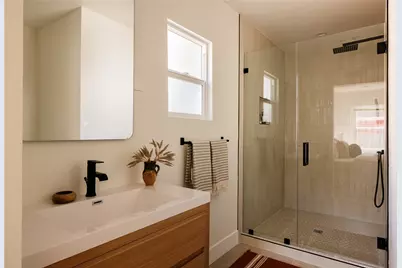 6417 La Riba Way, Los Angeles, CA 90042 - Photo 19