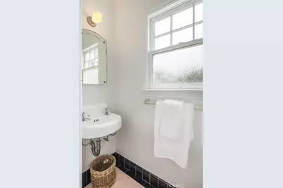 4340 E Colorado Street, Long Beach, CA 90814 - Photo 29