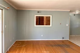 1020 W 10th St, Corona, CA 92882 - Photo 11