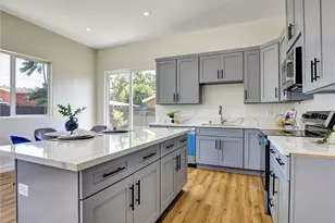 1050 W Chestnut Ave, Santa Ana, CA 92703 - Photo 39