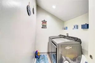 2357 Lawnview Ct, Simi Valley, CA 93065 - Photo 39