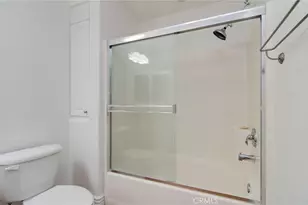 2220 Watermarke Pl, Irvine, CA 92612 - Photo 23