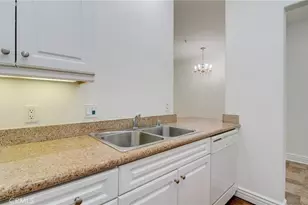 2220 Watermarke Pl, Irvine, CA 92612 - Photo 17