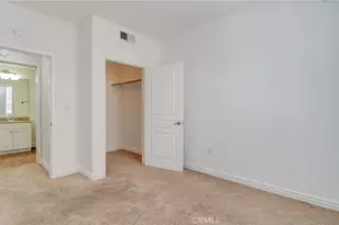 2220 Watermarke Pl, Irvine, CA 92612 - Photo 19