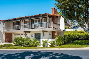 2108 Vista Entrada, Newport Beach, CA 92660 - Photo 3