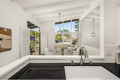 2108 Vista Entrada, Newport Beach, CA 92660 - Photo 17
