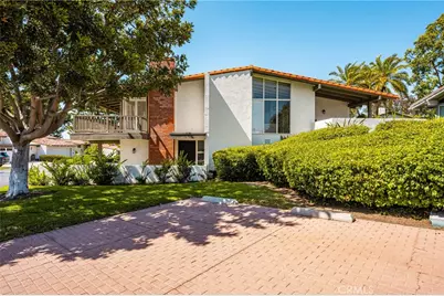 2108 Vista Entrada, Newport Beach, CA 92660 - Photo 45