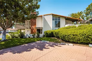 2108 Vista Entrada, Newport Beach, CA 92660 - Photo 45