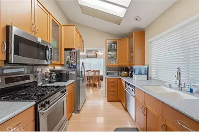 9212 Daffodil, Fountain Valley, CA 92708 - Photo 15