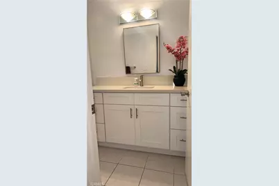 1000 W Macarthur, Santa Ana, CA 92707 - Photo 3