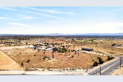9770 Sunny Vista, Phelan, CA 92371 - Photo 9