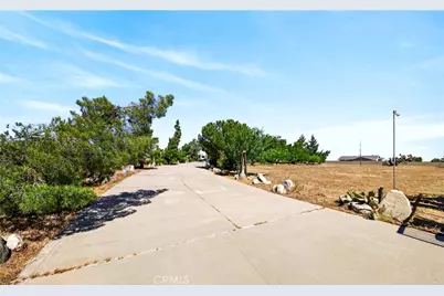 9770 Sunny Vista, Phelan, CA 92371 - Photo 51
