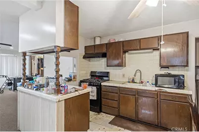 407 S Vancouver Avenue, Los Angeles, CA 90022 - Photo 5