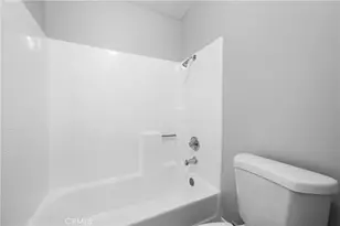 645 Chestnut Ave, Long Beach, CA 90802 - Photo 47