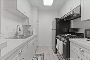 801 S Lyon, Santa Ana, CA 92705 - Photo 17