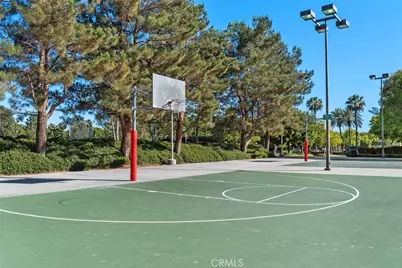 80 Great Lawn, Irvine, CA 92620 - Photo 37