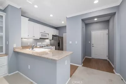 3241 Watermarke, Irvine, CA 92612 - Photo 3