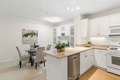 3241 Watermarke, Irvine, CA 92612 - Photo 9