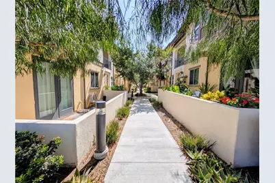 3810 W Kent Avenue #4, Santa Ana, CA 92704 - Photo 3