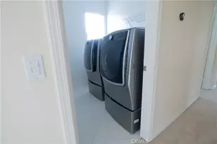 10511 Sausalito Ct, Los Alamitos, CA 90720 - Photo 25