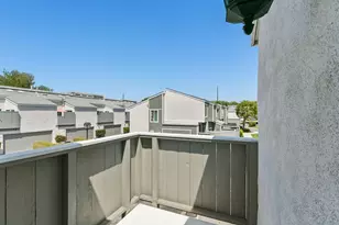 2670 W Segerstrom, Santa Ana, CA 92704 - Photo 21