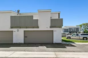 2670 W Segerstrom, Santa Ana, CA 92704 - Photo 27