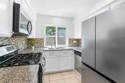 2670 W Segerstrom #A, Santa Ana, CA 92704 - Photo 7