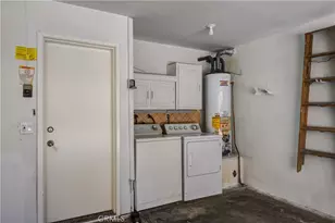 9829 Cedar St, Bellflower, CA 90706 - Photo 17