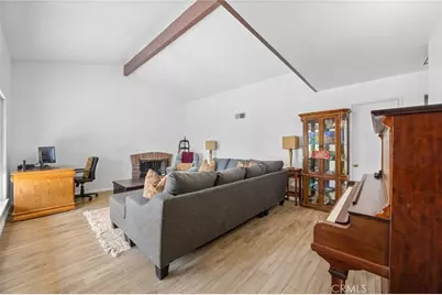 1099 Salinas, Costa Mesa, CA 92626 - Photo 5
