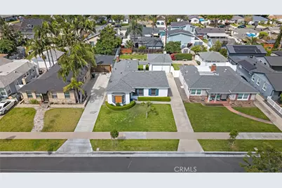 834 N Grand Street, Orange, CA 92867 - Photo 17