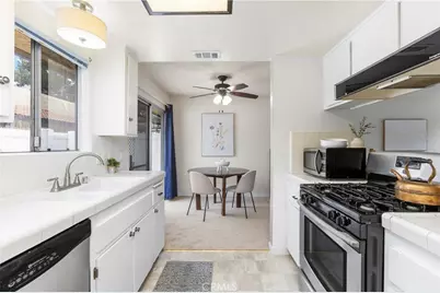 571 W Greenwood Avenue #12, La Habra, CA 90631 - Photo 7