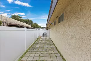 571 W Greenwood Ave, La Habra, CA 90631 - Photo 17