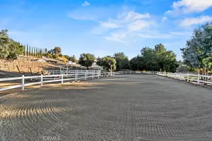 40075 Avenida La Cresta, Murrieta, CA 92562 - Photo 45