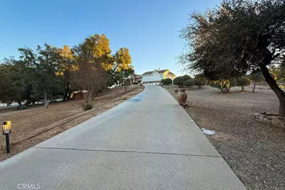 40075 Avenida La Cresta, Murrieta, CA 92562 - Photo 61