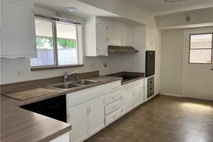 3001 Coleridge Dr, Rossmoor, CA 90720 - Photo 9