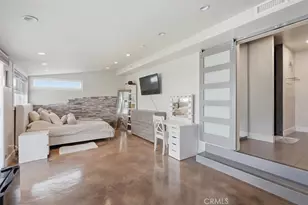 2215 N Spurgeon St, Santa Ana, CA 92706 - Photo 19