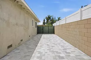 2215 N Spurgeon St, Santa Ana, CA 92706 - Photo 31