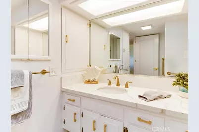 13962 El Dorado Dr  M2  60F, Seal Beach, CA 90740 - Photo 23