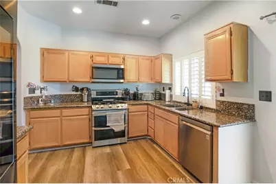 12801 Brookdale Street, Victorville, CA 92392 - Photo 7