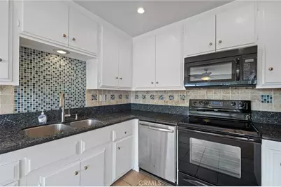 1187 E 3rd #202, Long Beach, CA 90802 - Photo 3