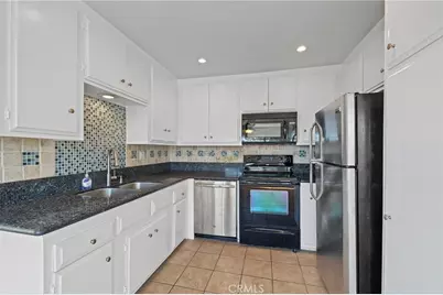 1187 E 3rd #202, Long Beach, CA 90802 - Photo 15
