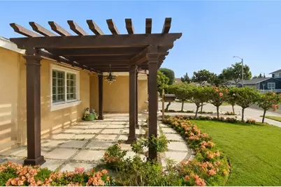 1122 S Peregrine, Anaheim, CA 92806 - Photo 7