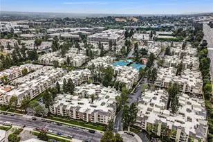 5500 Owensmouth Ave, Woodland Hills, CA 91367 - Photo 15