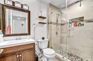 5500 Owensmouth Ave, Woodland Hills, CA 91367 - Photo 27