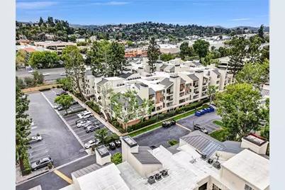 5500 Owensmouth Ave #122, Woodland Hills, CA 91367 - Photo 13