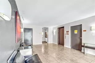 5500 Owensmouth Ave, Woodland Hills, CA 91367 - Photo 9