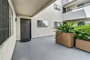 5500 Owensmouth Ave, Woodland Hills, CA 91367 - Photo 3