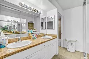 5500 Owensmouth Ave, Woodland Hills, CA 91367 - Photo 21
