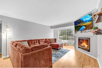 5500 Owensmouth Ave #122, Woodland Hills, CA 91367 - Photo 1